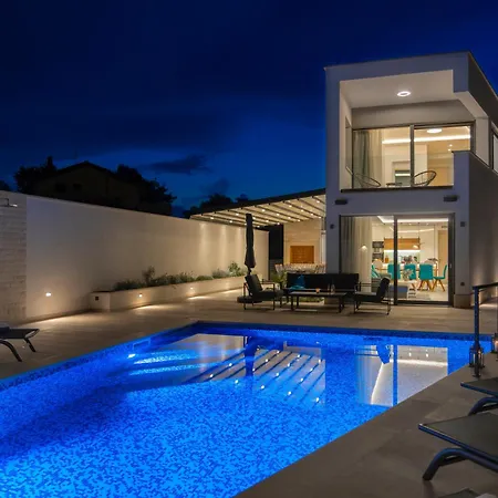 Vila Bondi *